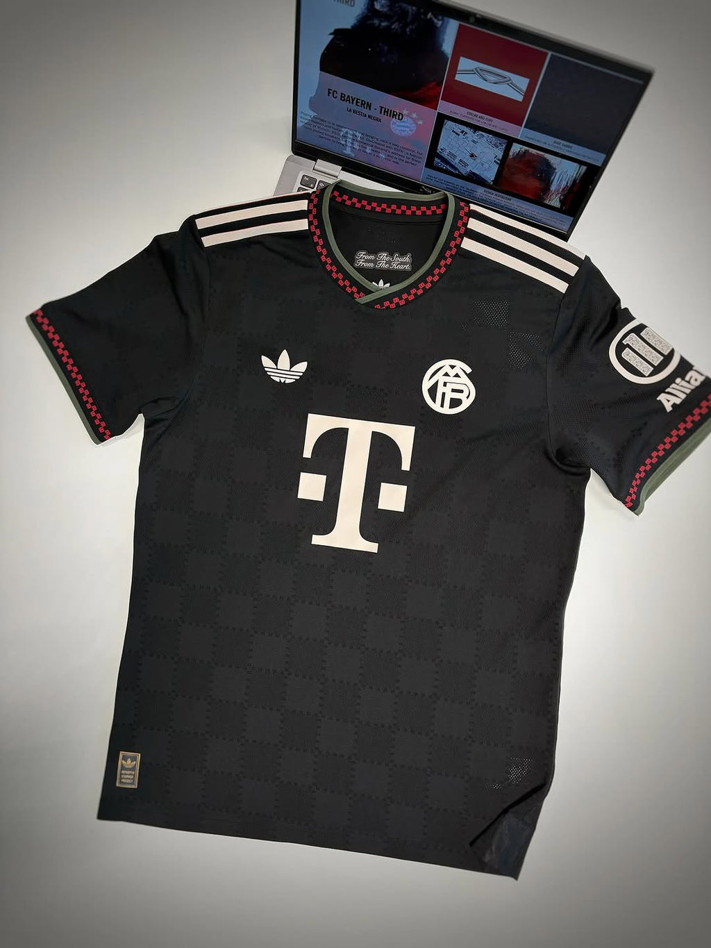 Bayern Munich 2025/26 Third kit