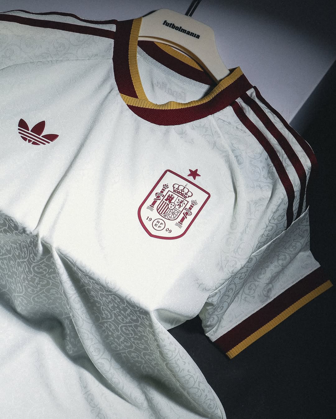 Spain 2026 Away World Cup kit