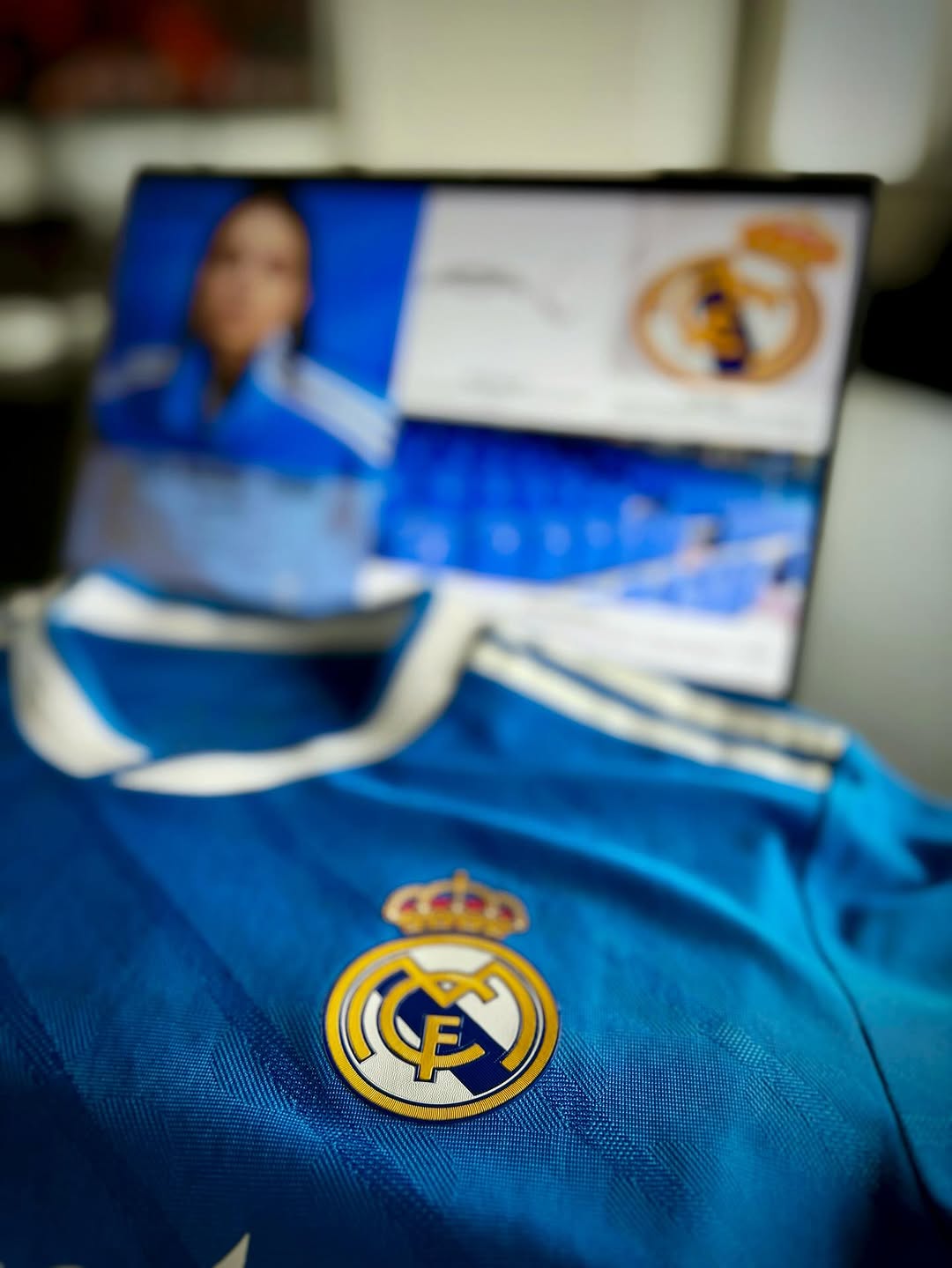 Real Madrid 2025/26 Away Kit