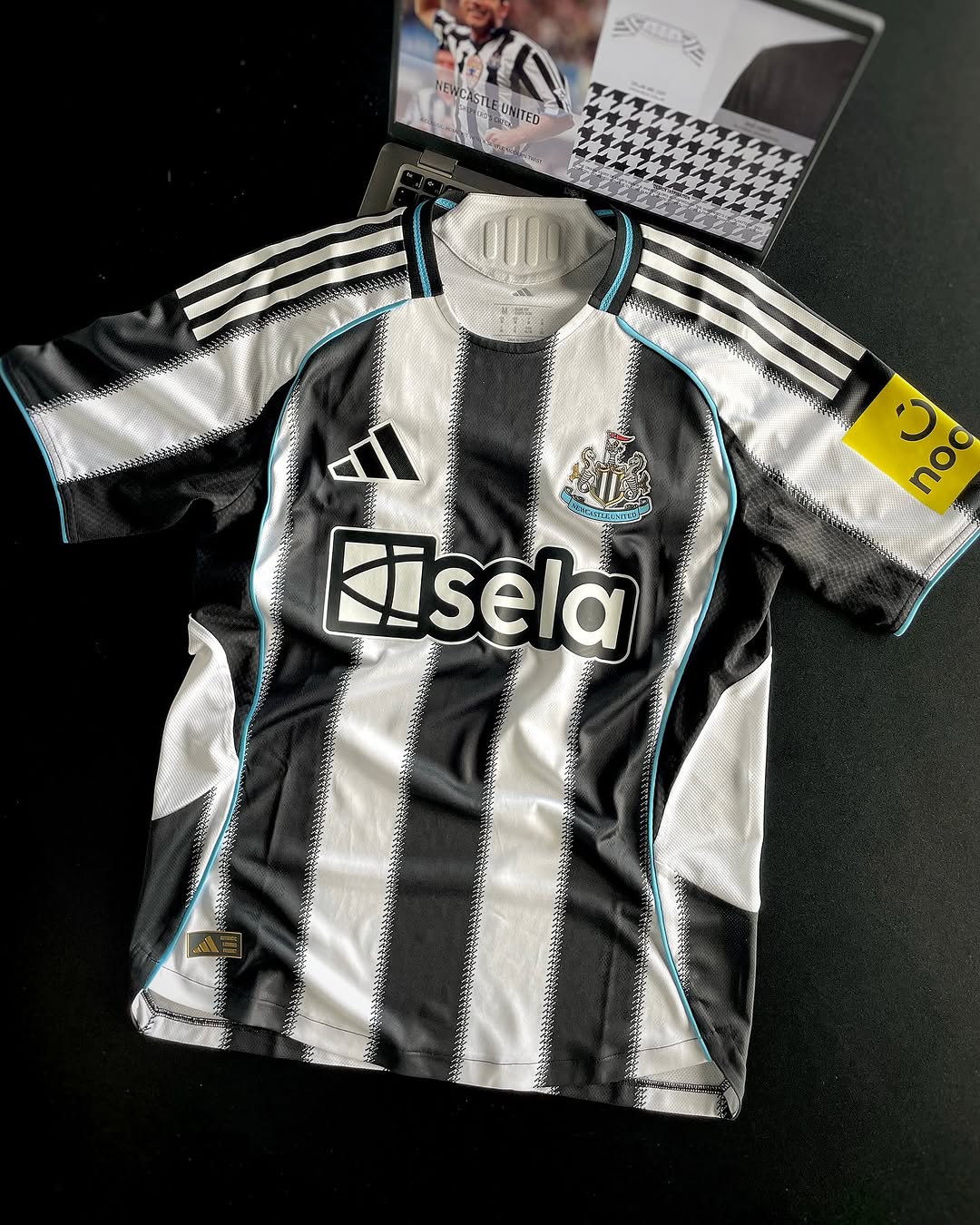 Newcastle United 2025/26 Home kit
