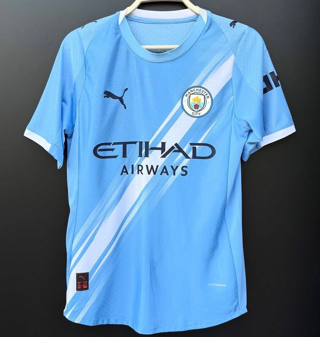 Manchester City 2025/26 home kit